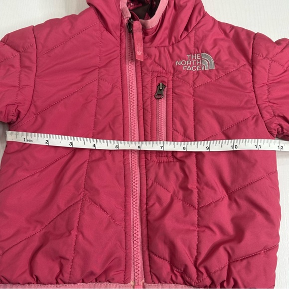 The North Face Infant Reversible Jacket Size 6-12M - Picture 12 of 16